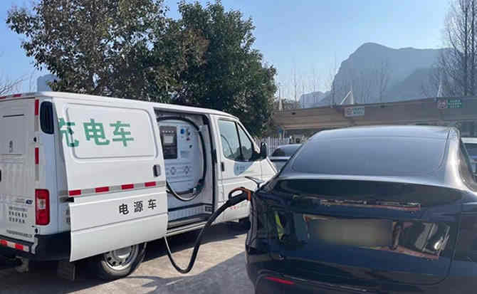 滦南汽车搭电